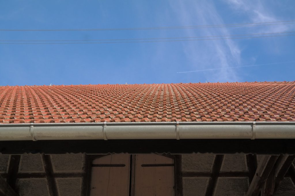 roofing, gutter, roof-228307.jpg